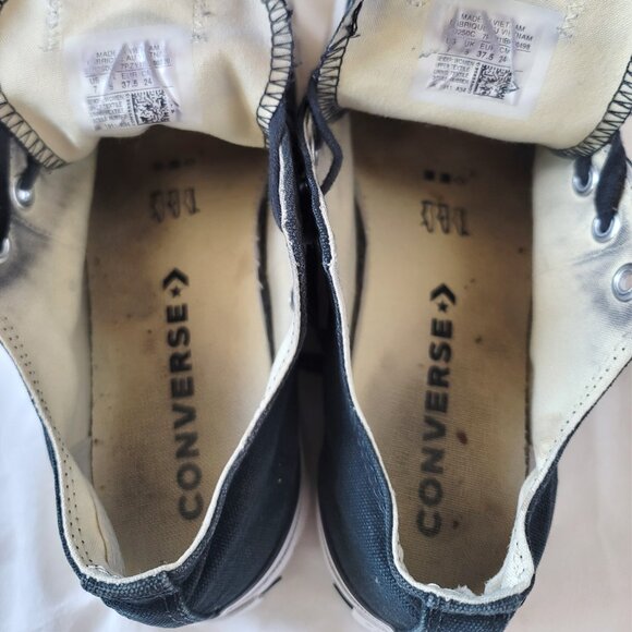 Women's Chuck Taylor Converse size 7 black low tops with 1.5" lift platform - Picture 11 of 11